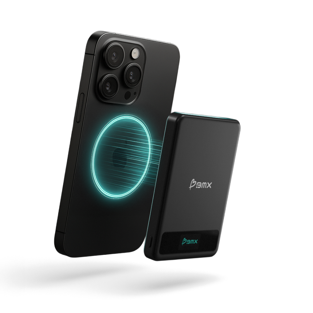 SolidSafe 5K charging an iPhone magnetically with Qi2